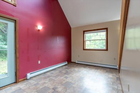 33 Hunt Road Vassalboro ME 04989