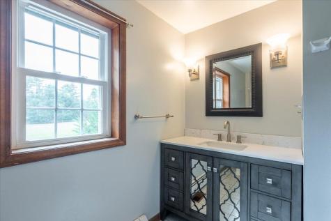 33 Hunt Road Vassalboro ME 04989