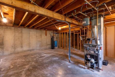 33 Hunt Road Vassalboro ME 04989