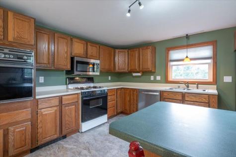 33 Hunt Road Vassalboro ME 04989