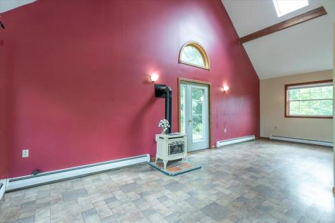 33 Hunt Road Vassalboro ME 04989