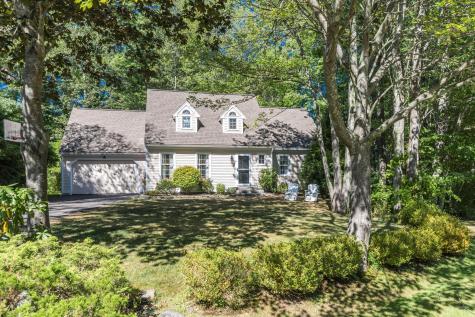 8 Hawthorne Lane York ME 03909