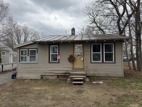 27 Saint John Street Skowhegan ME 04976