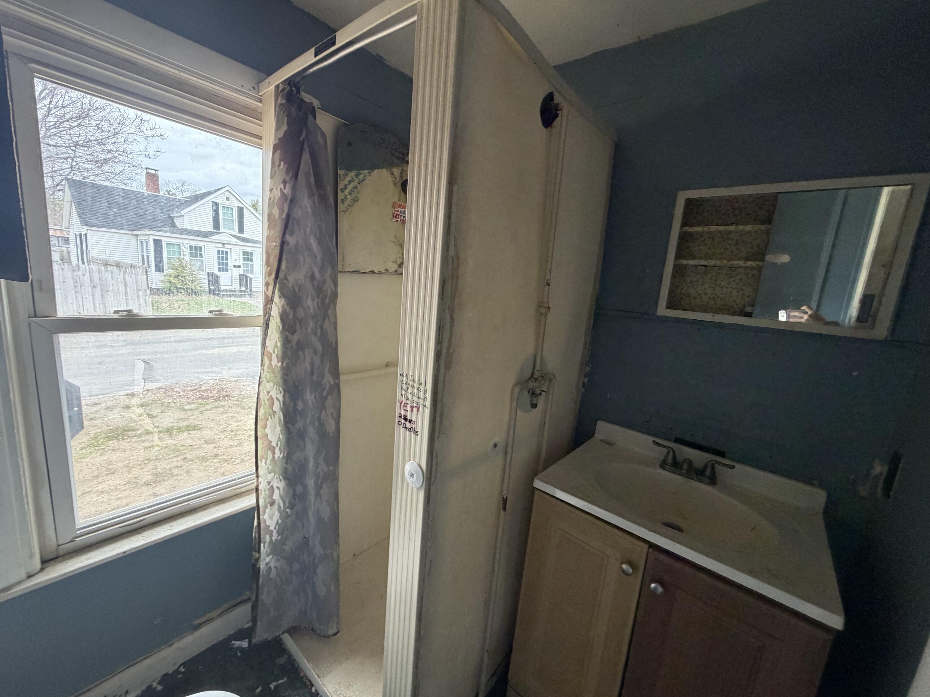 27 Saint John Street Skowhegan ME 04976