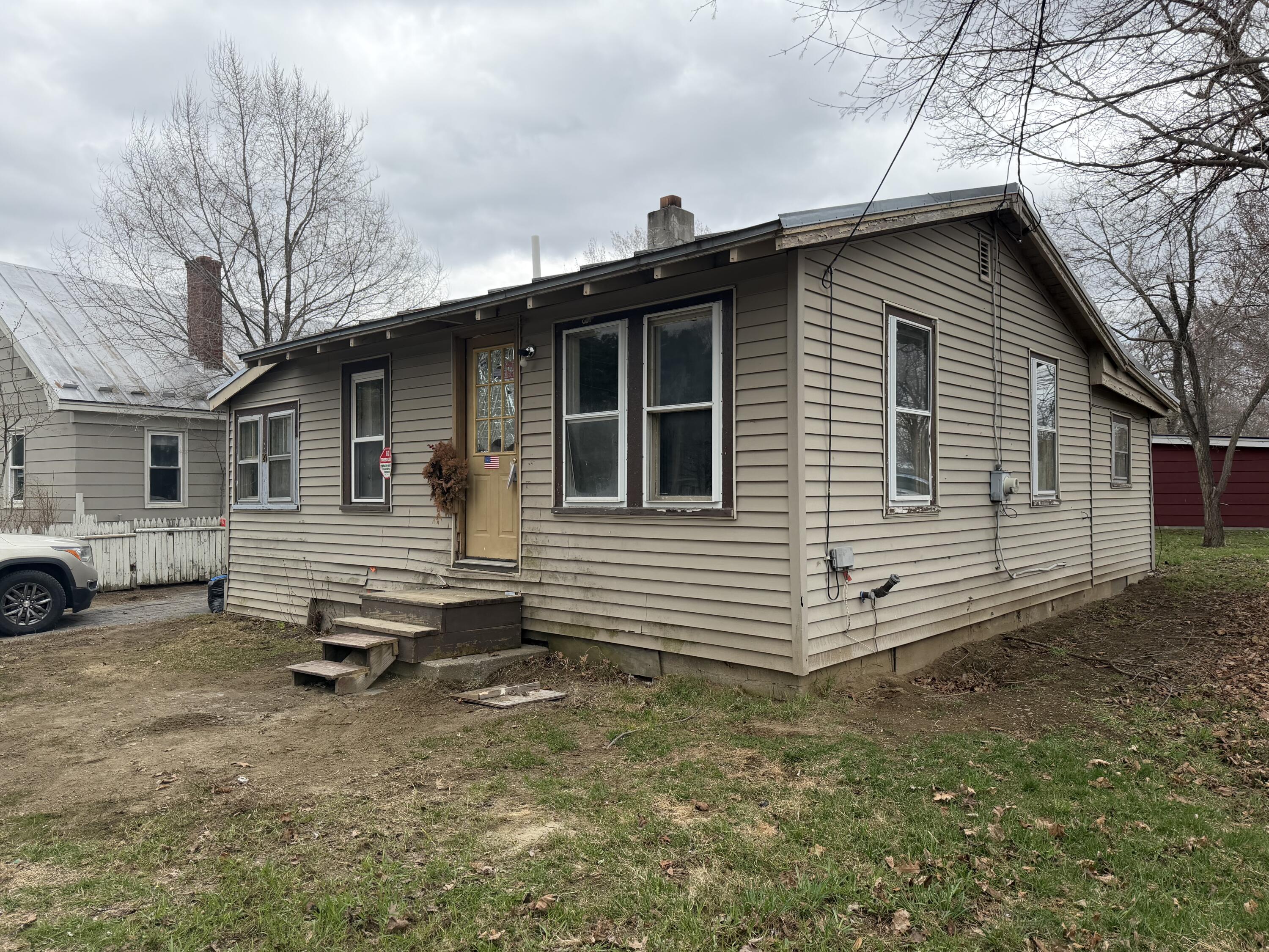 27 Saint John Street Skowhegan ME 04976