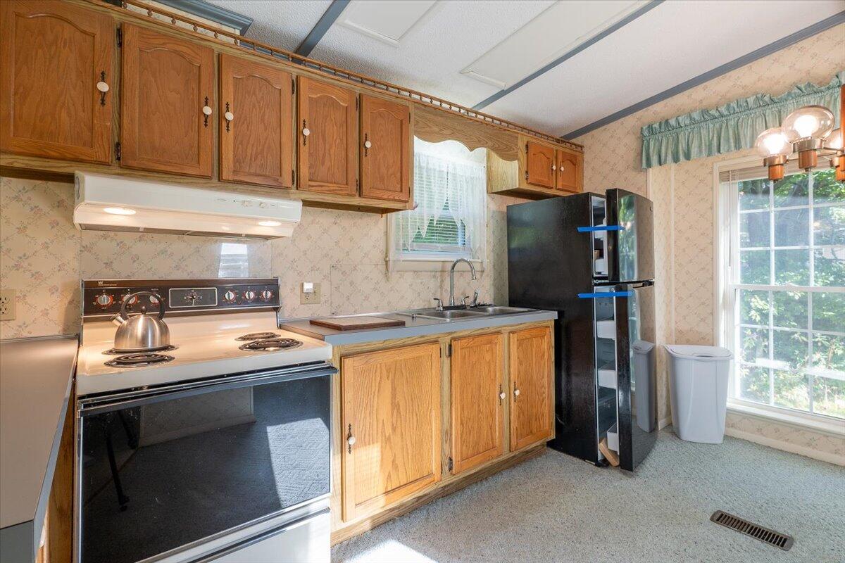 46 Cedar Drive Warren ME 04864