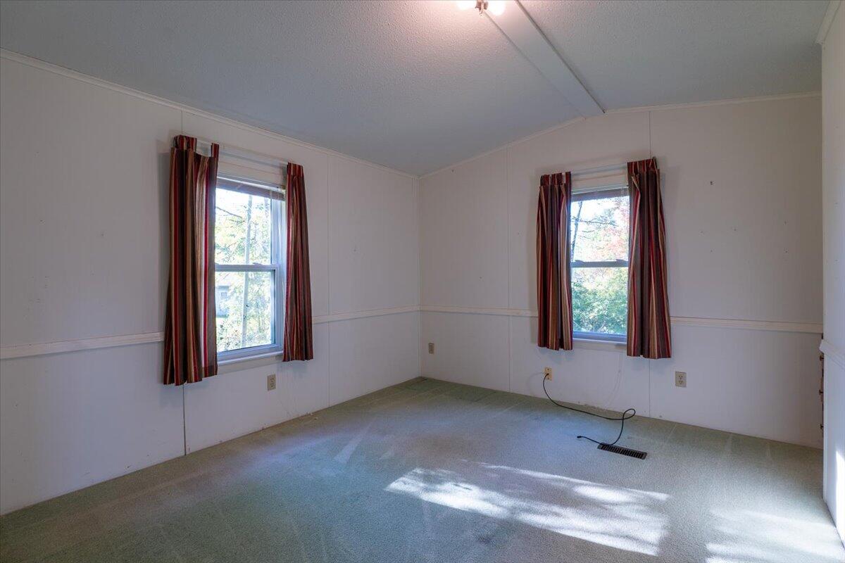 46 Cedar Drive Warren ME 04864