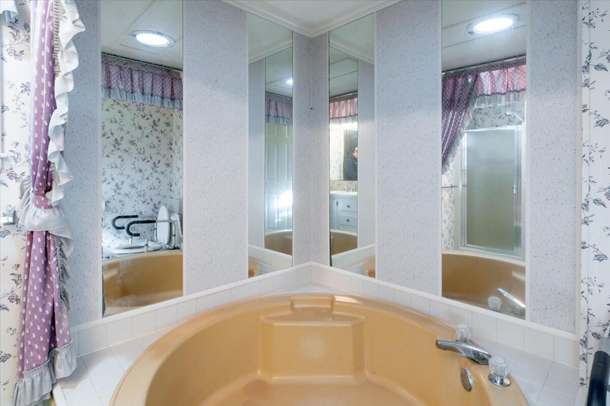 46 Cedar Drive Warren ME 04864