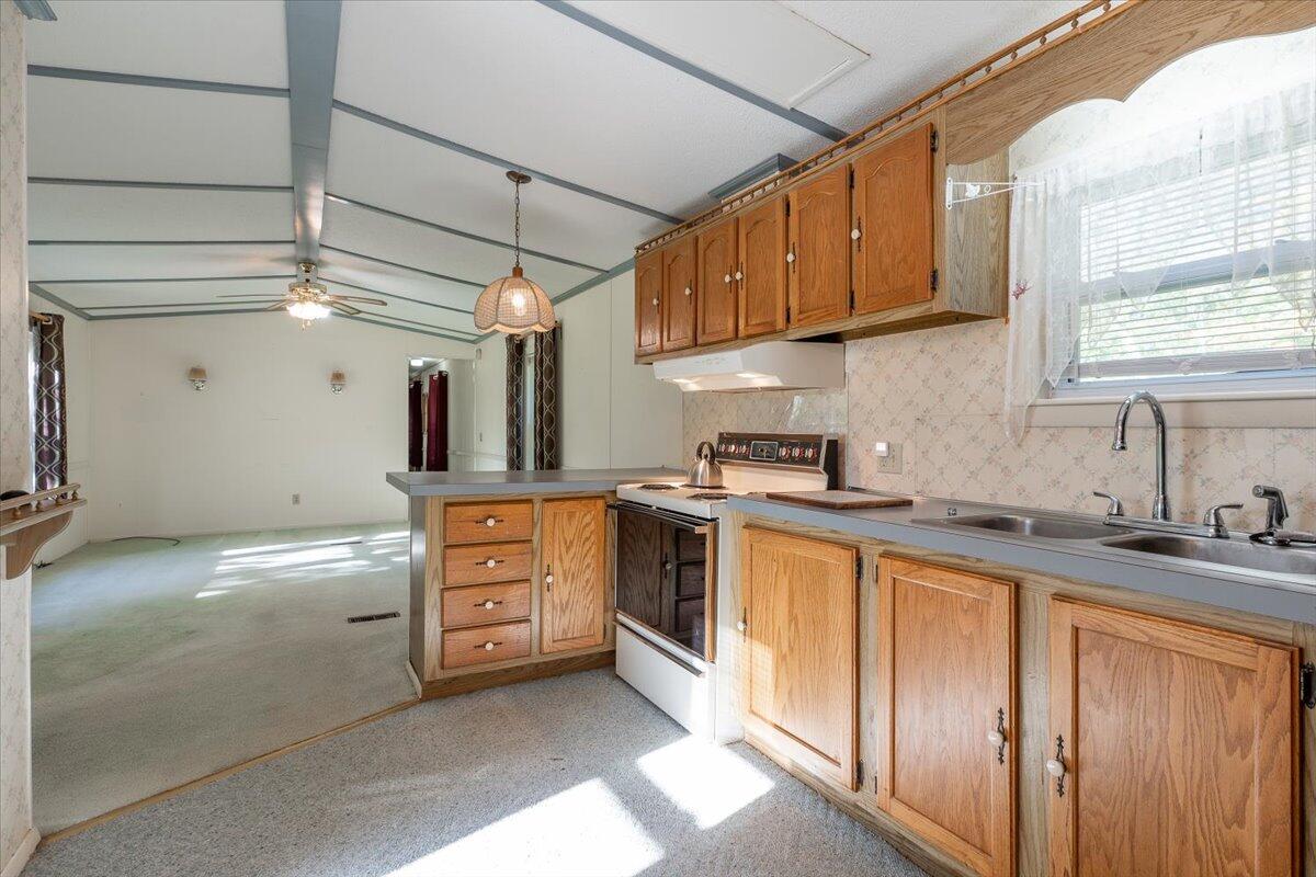 46 Cedar Drive Warren ME 04864