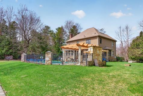 19 Woodfield Drive Scarborough ME 04074