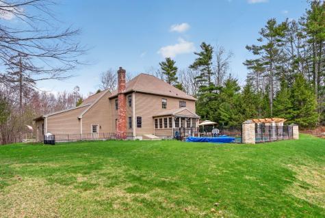 19 Woodfield Drive Scarborough ME 04074