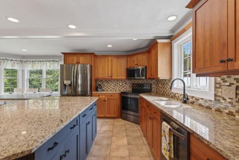 19 Woodfield Drive Scarborough ME 04074