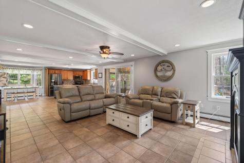 19 Woodfield Drive Scarborough ME 04074