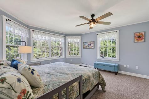 19 Woodfield Drive Scarborough ME 04074