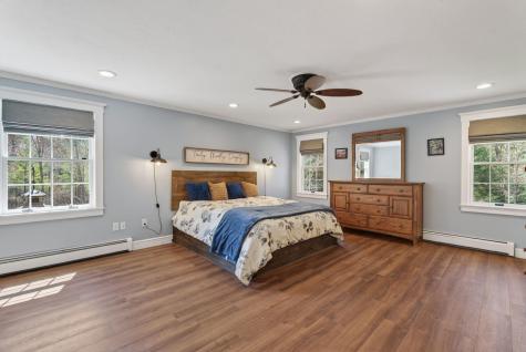 19 Woodfield Drive Scarborough ME 04074