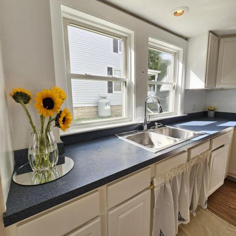 142 Bedford Street Bath ME 04530