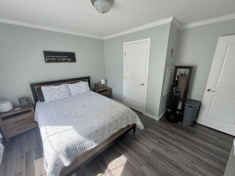 7 Lloyd Lane Holden ME 04429