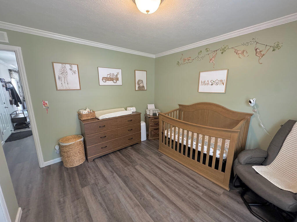 7 Lloyd Lane Holden ME 04429