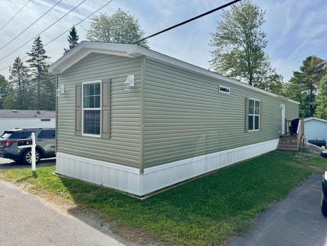 7 Lloyd Lane Holden ME 04429