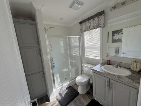 7 Lloyd Lane Holden ME 04429