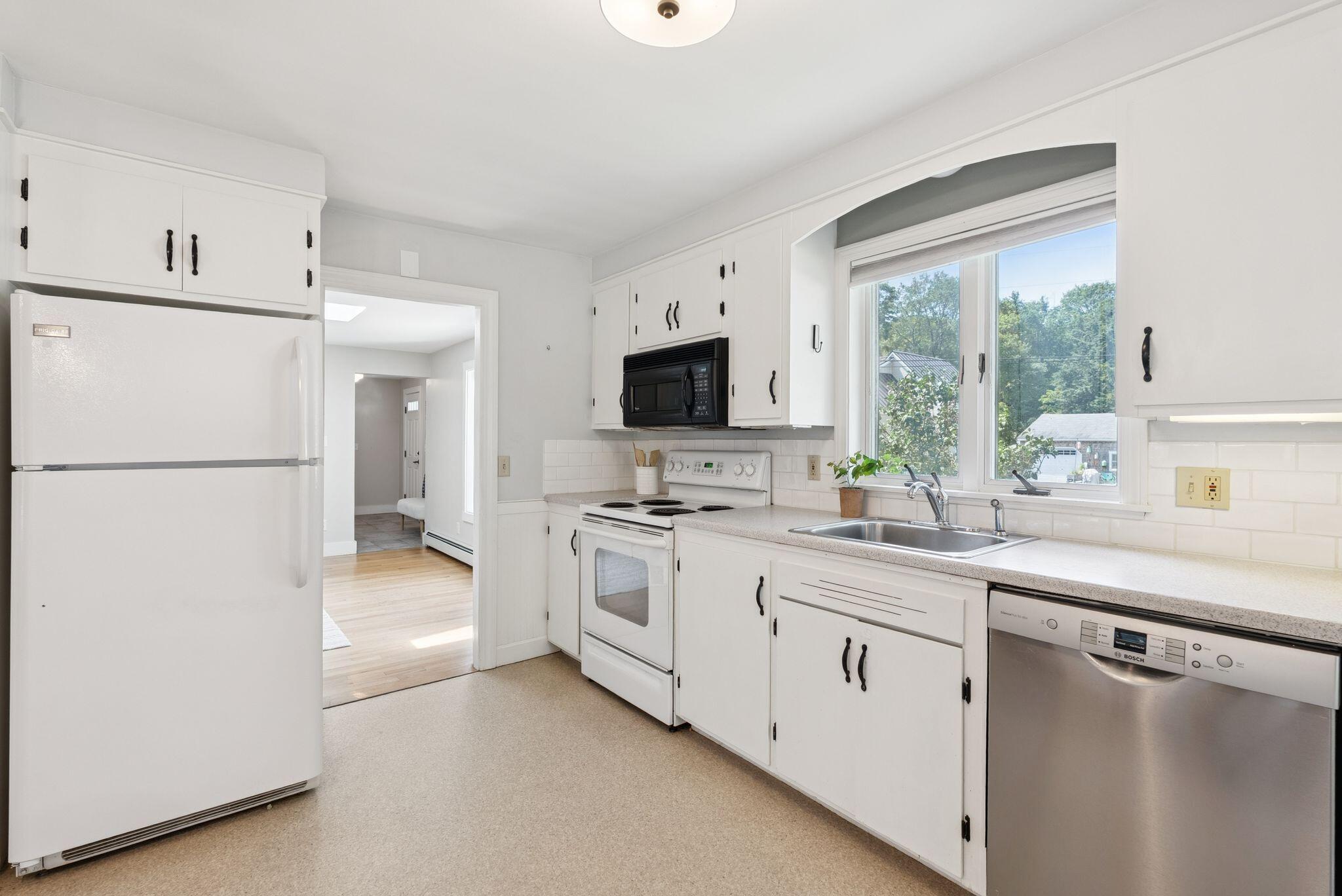 154 W Main Street Yarmouth ME 04096