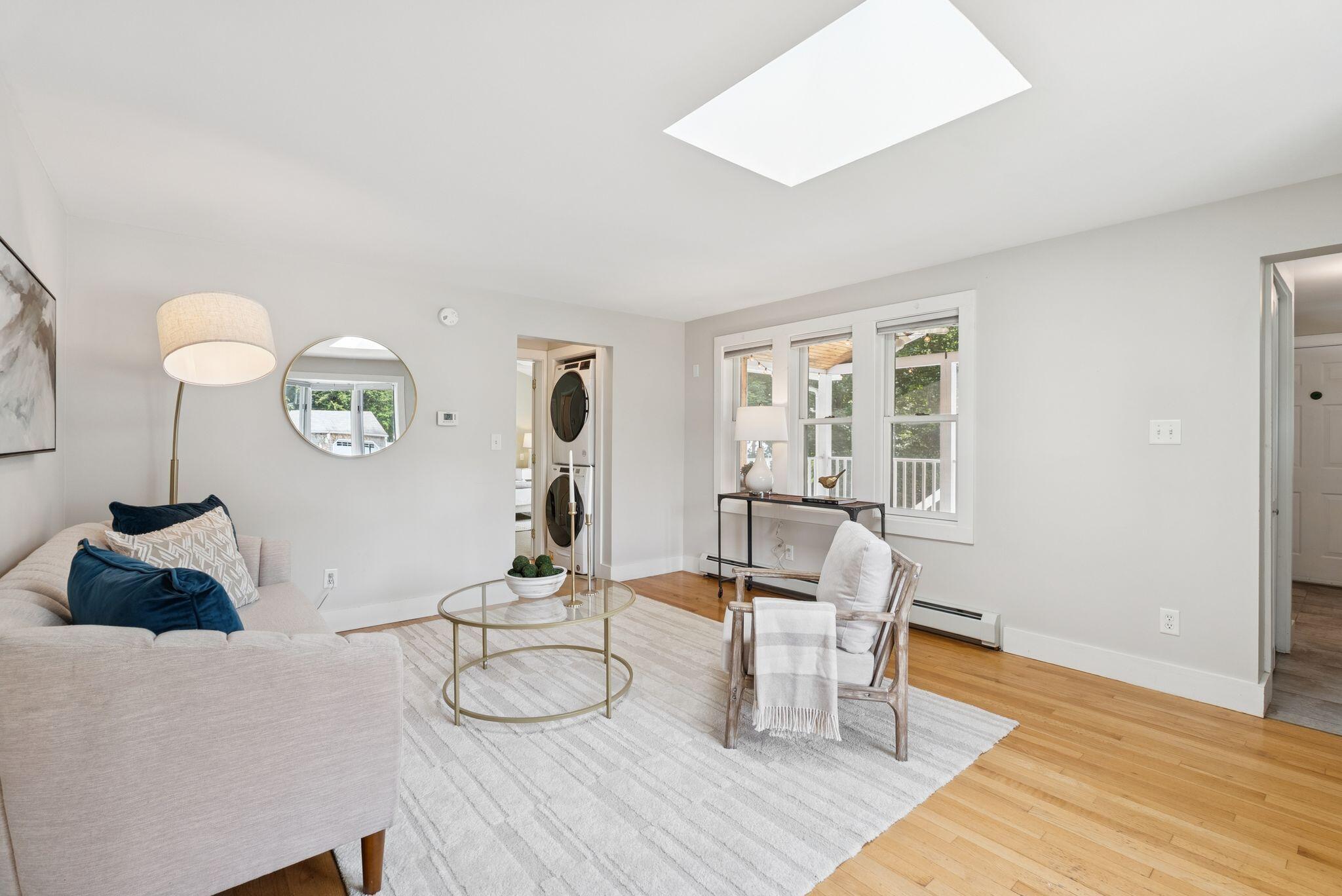 154 W Main Street Yarmouth ME 04096