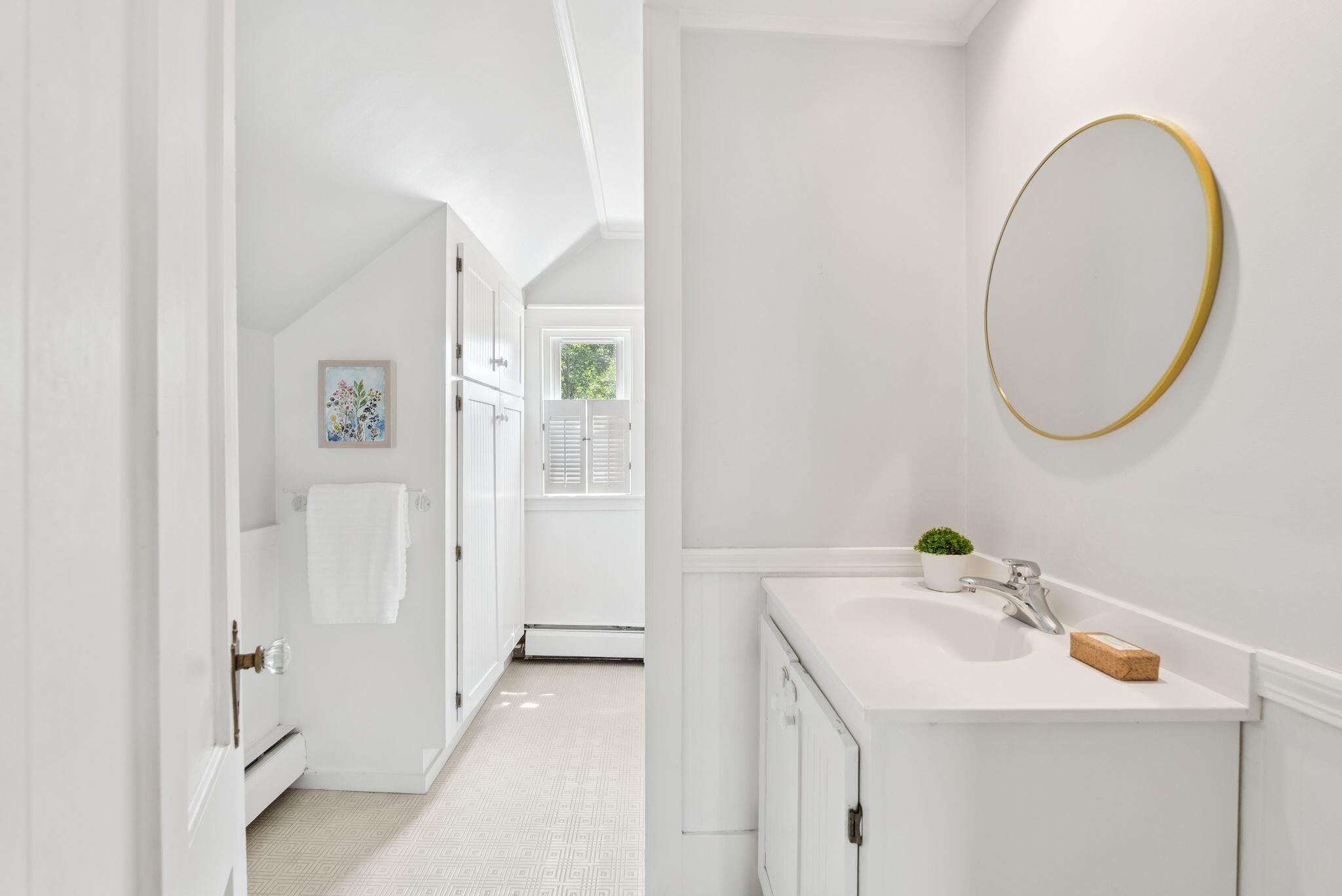 154 W Main Street Yarmouth ME 04096