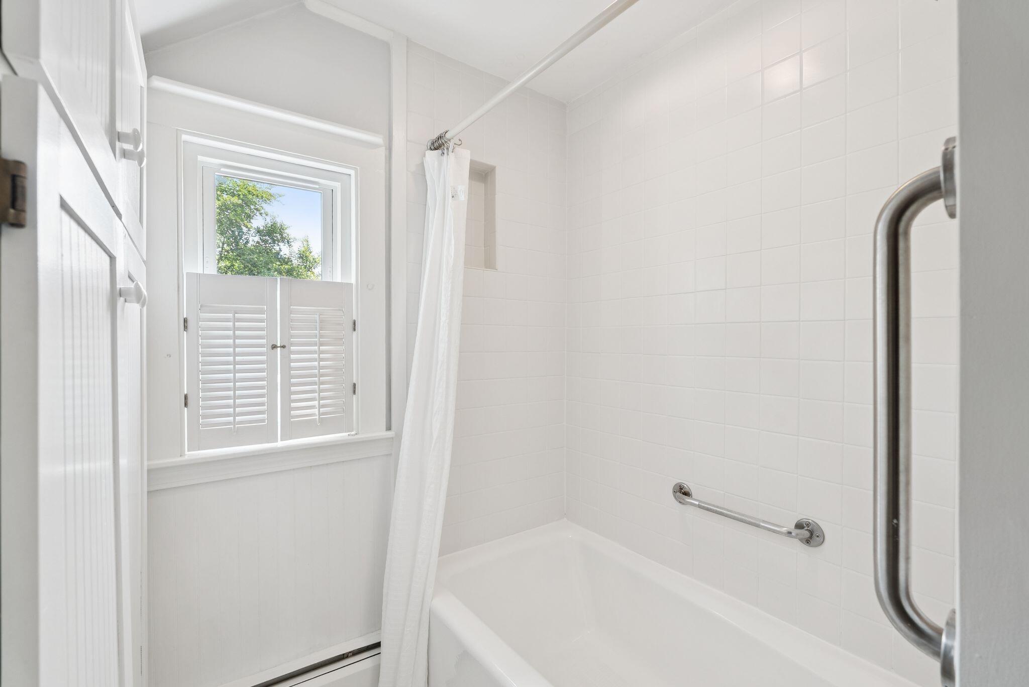 154 W Main Street Yarmouth ME 04096