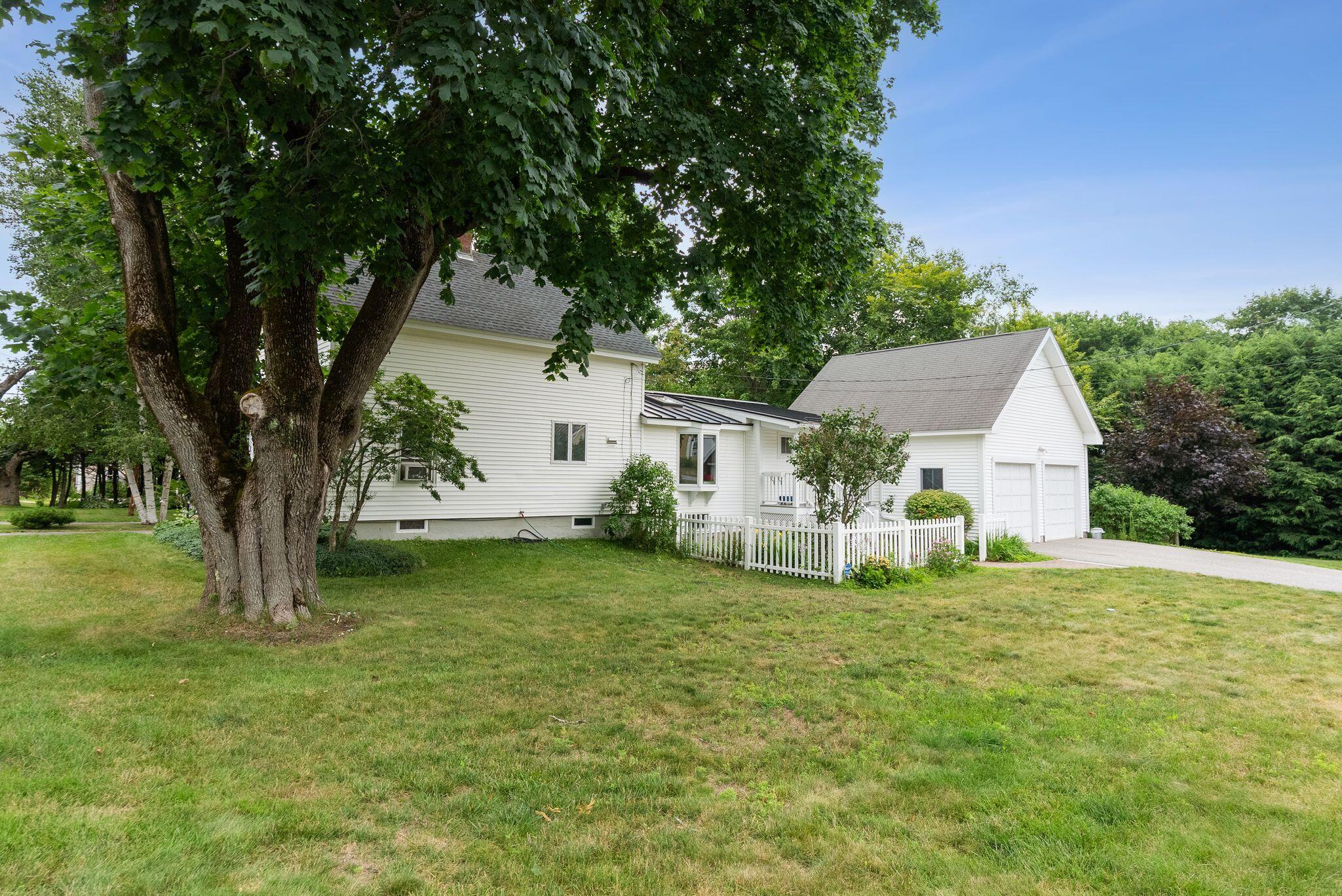 154 W Main Street Yarmouth ME 04096