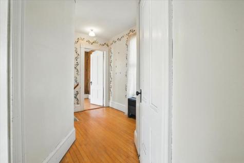 14 Central Street Winthrop ME 04364