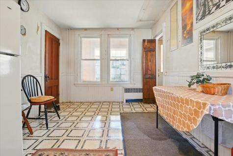 14 Central Street Winthrop ME 04364