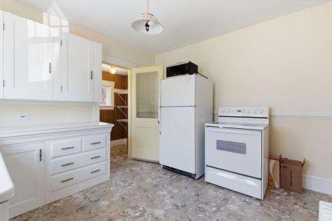 18 Byfield Road Portland ME 04103