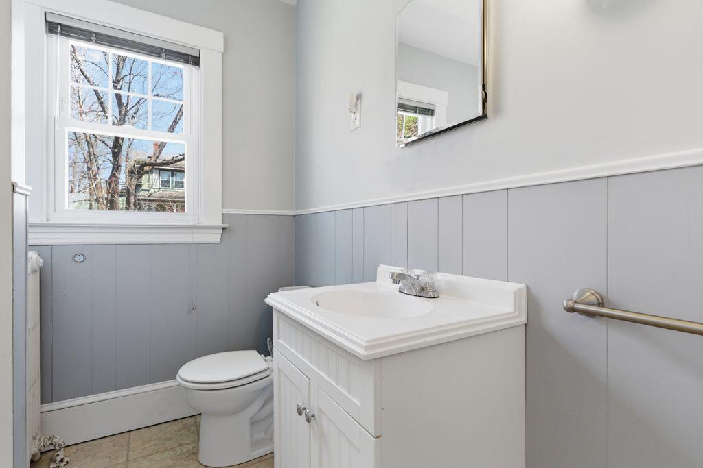 18 Byfield Road Portland ME 04103