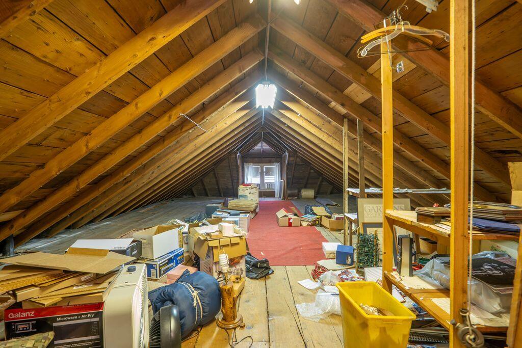 18 Byfield Road Portland ME 04103