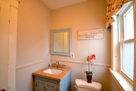 45 Grandview Avenue Auburn ME 04210