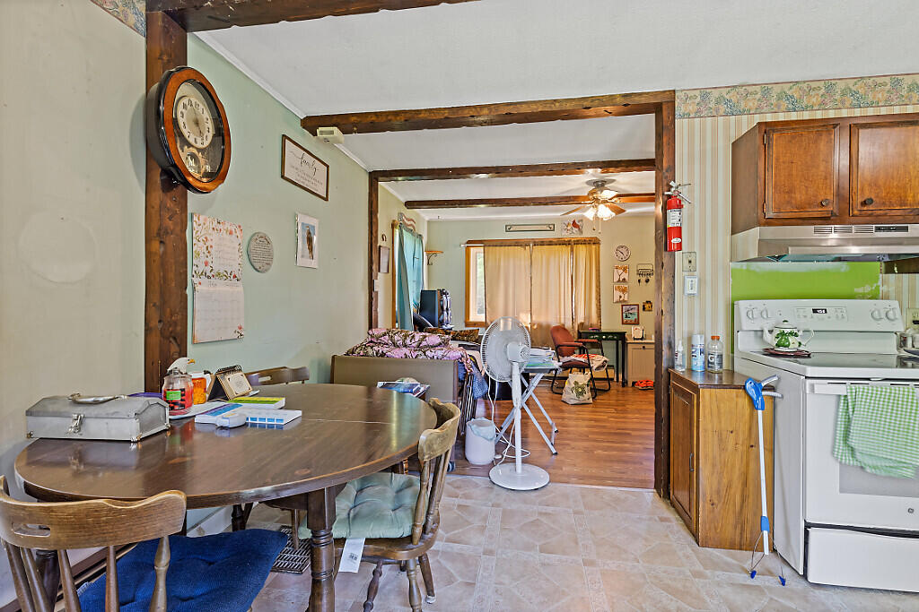 23 Mclaughlin Terrace Randolph ME 04346