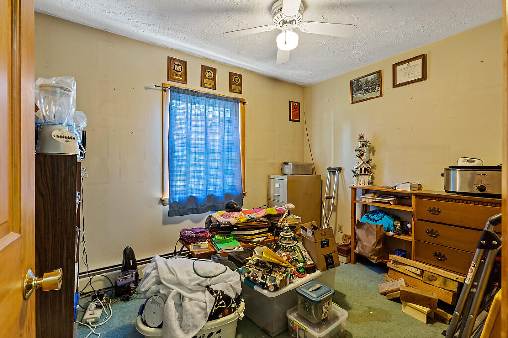 23 Mclaughlin Terrace Randolph ME 04346