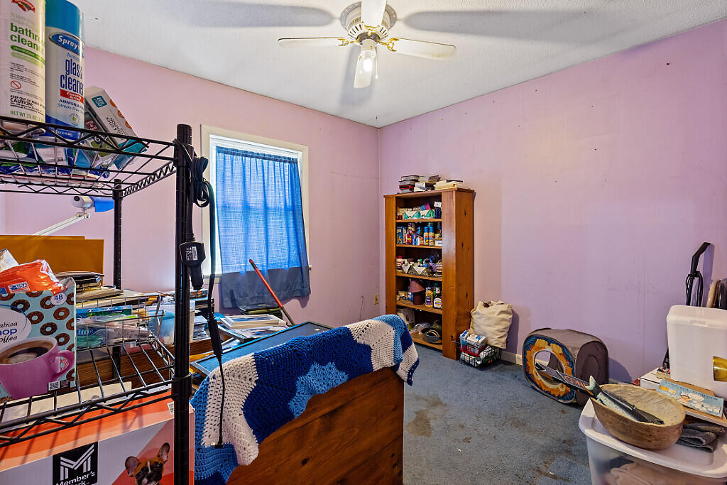 23 Mclaughlin Terrace Randolph ME 04346