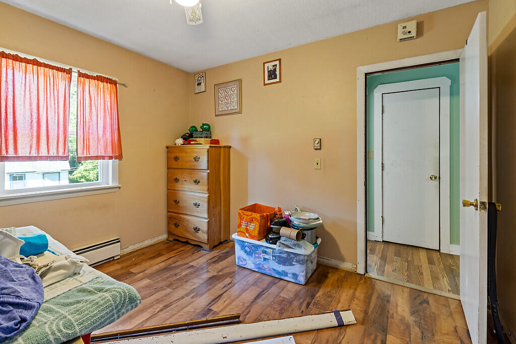 23 Mclaughlin Terrace Randolph ME 04346