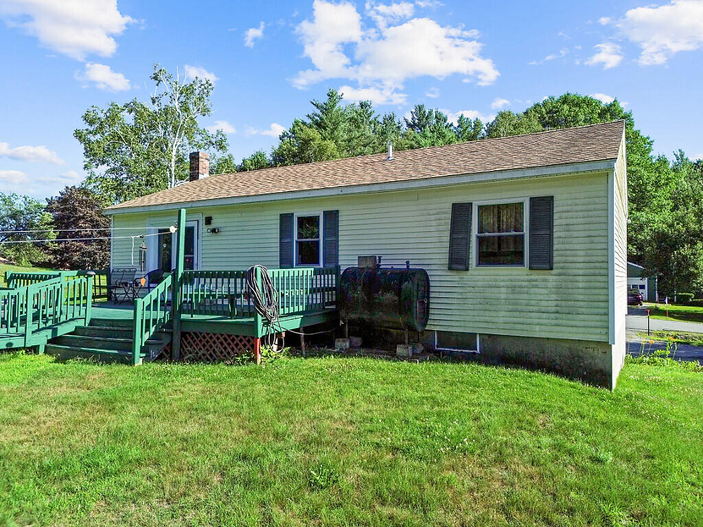 23 Mclaughlin Terrace Randolph ME 04346