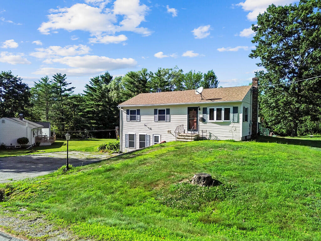 23 Mclaughlin Terrace Randolph ME 04346