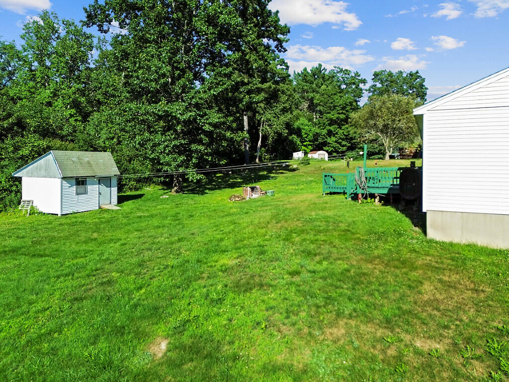 23 Mclaughlin Terrace Randolph ME 04346