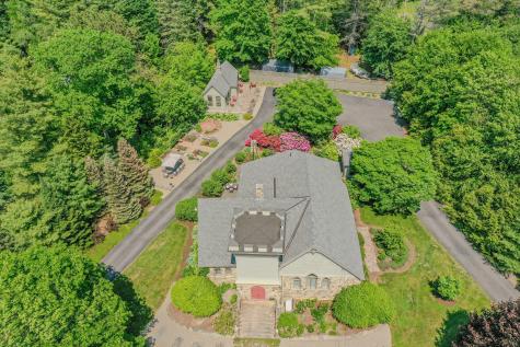 48 Old Searsport Avenue Belfast ME 04915