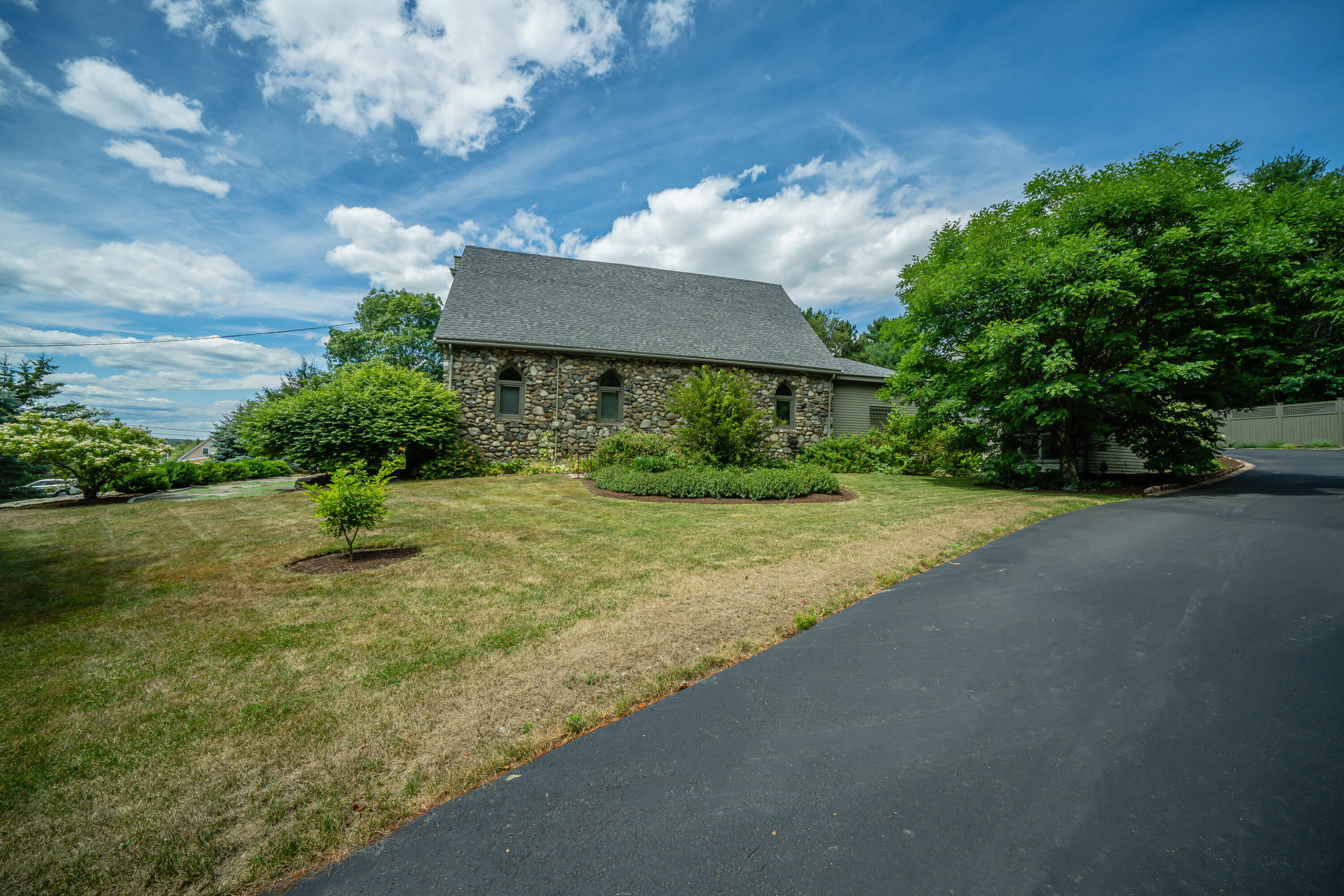48 Old Searsport Avenue Belfast ME 04915