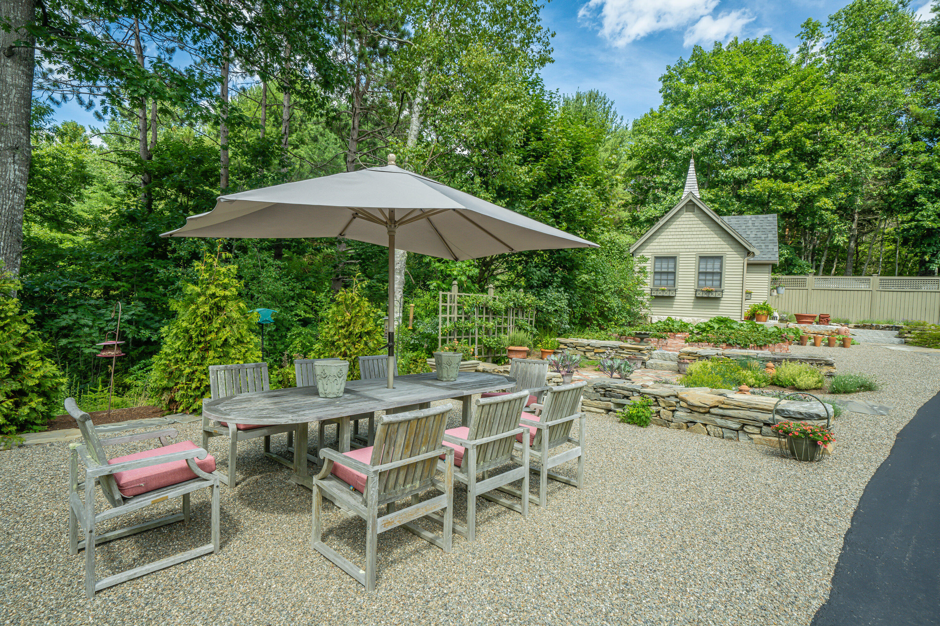48 Old Searsport Avenue Belfast ME 04915
