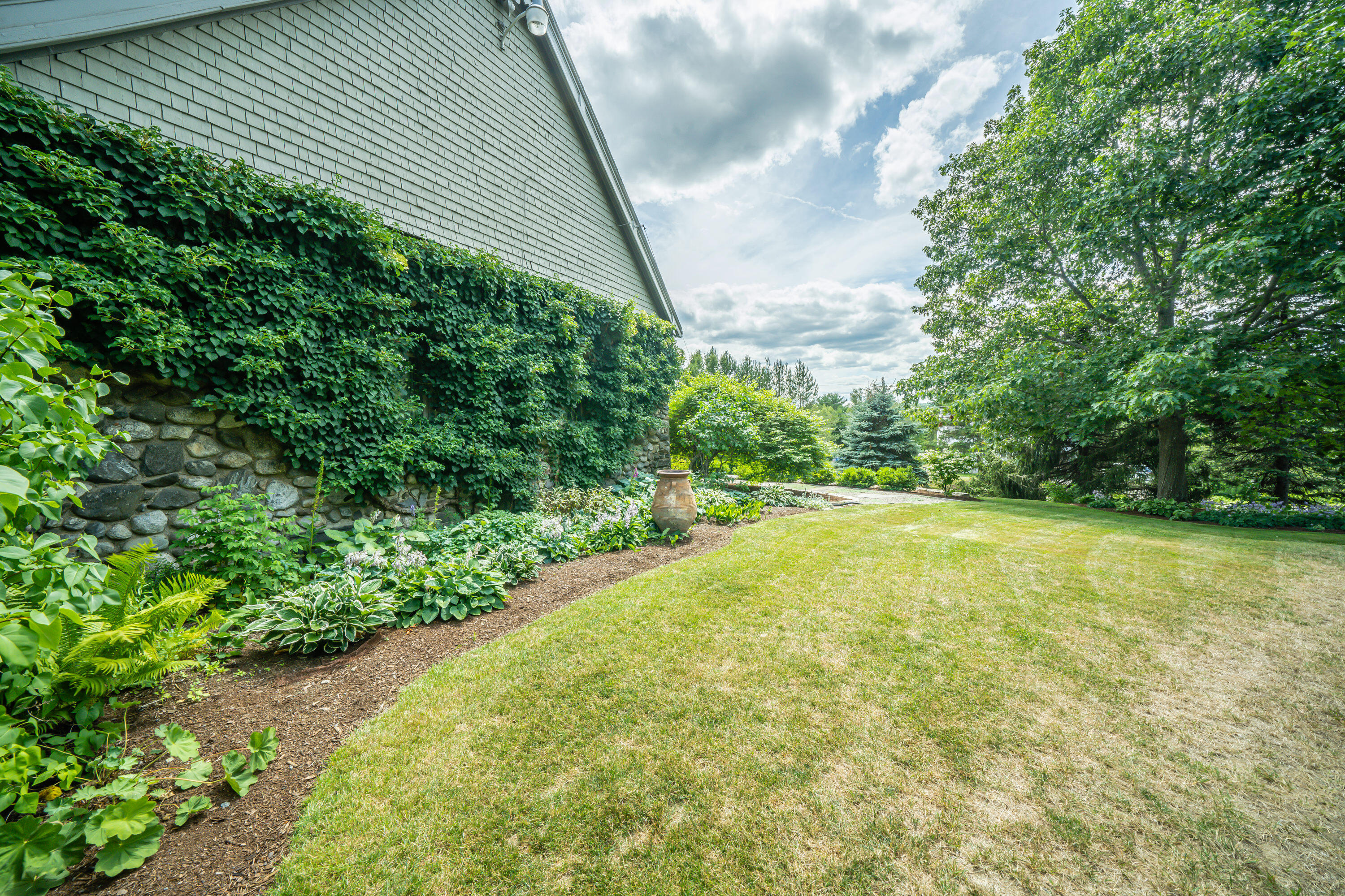 48 Old Searsport Avenue Belfast ME 04915