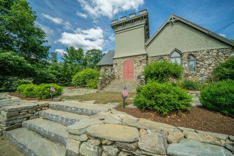 48 Old Searsport Avenue Belfast ME 04915