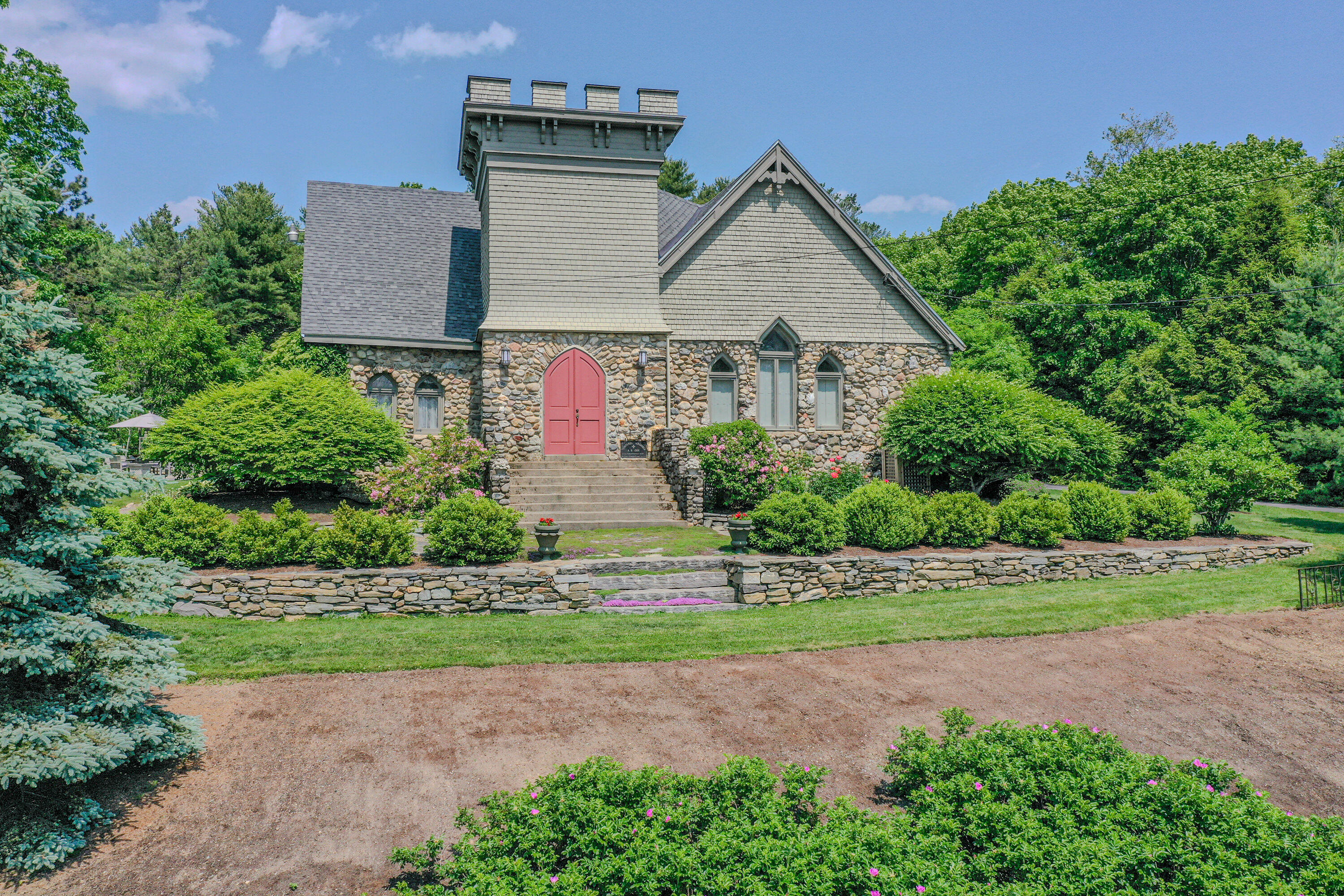 48 Old Searsport Avenue Belfast ME 04915