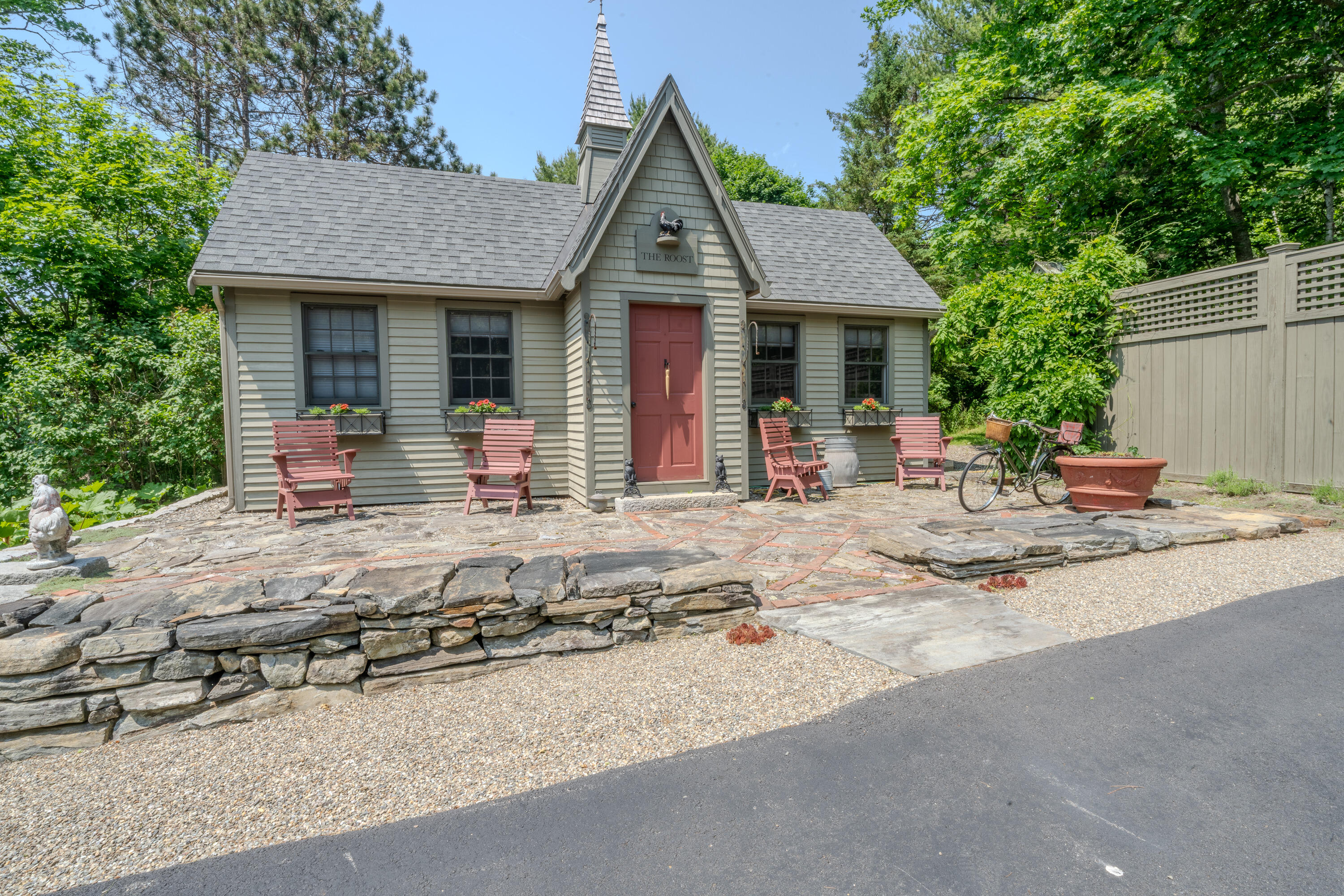 48 Old Searsport Avenue Belfast ME 04915