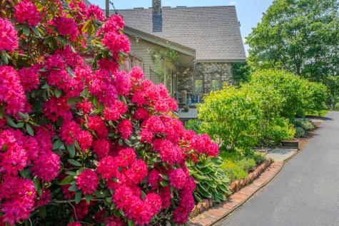 48 Old Searsport Avenue Belfast ME 04915